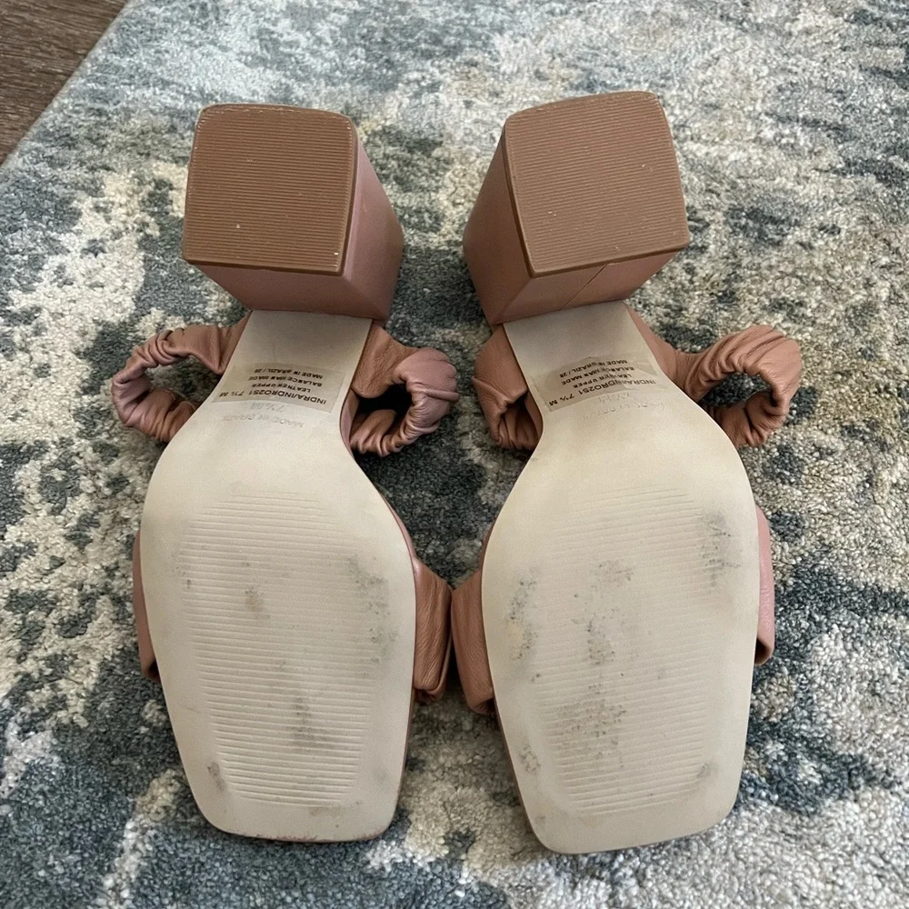 Steve Madden heels - Picture 2 of 3